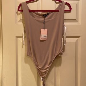 NWT MISSGUIDED SAND BODYSUIT